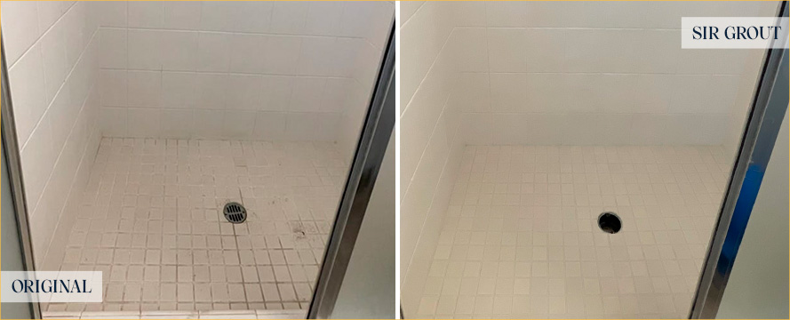 Shower Stall Before and After a Tile Cleaning in Santa Maria